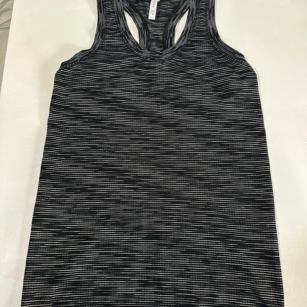 Athleta Momentum Tank Spacedye - Black size s